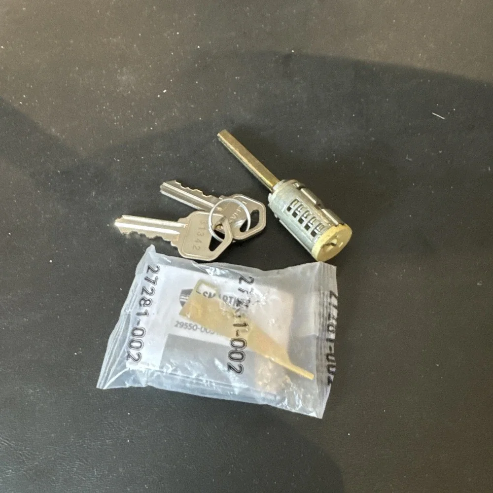 Kwikset SmartKey Deadbolt Cylinder Replacement Part With Reset Tool brass